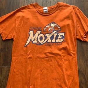 Moxie t shirt